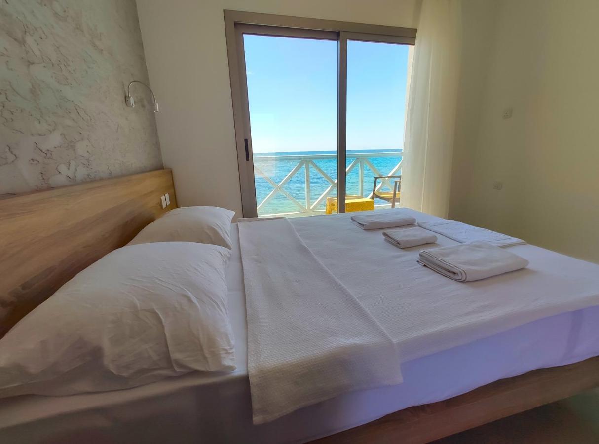Oasıs At Ayfılon Otel Rizokarpaso Dış mekan fotoğraf