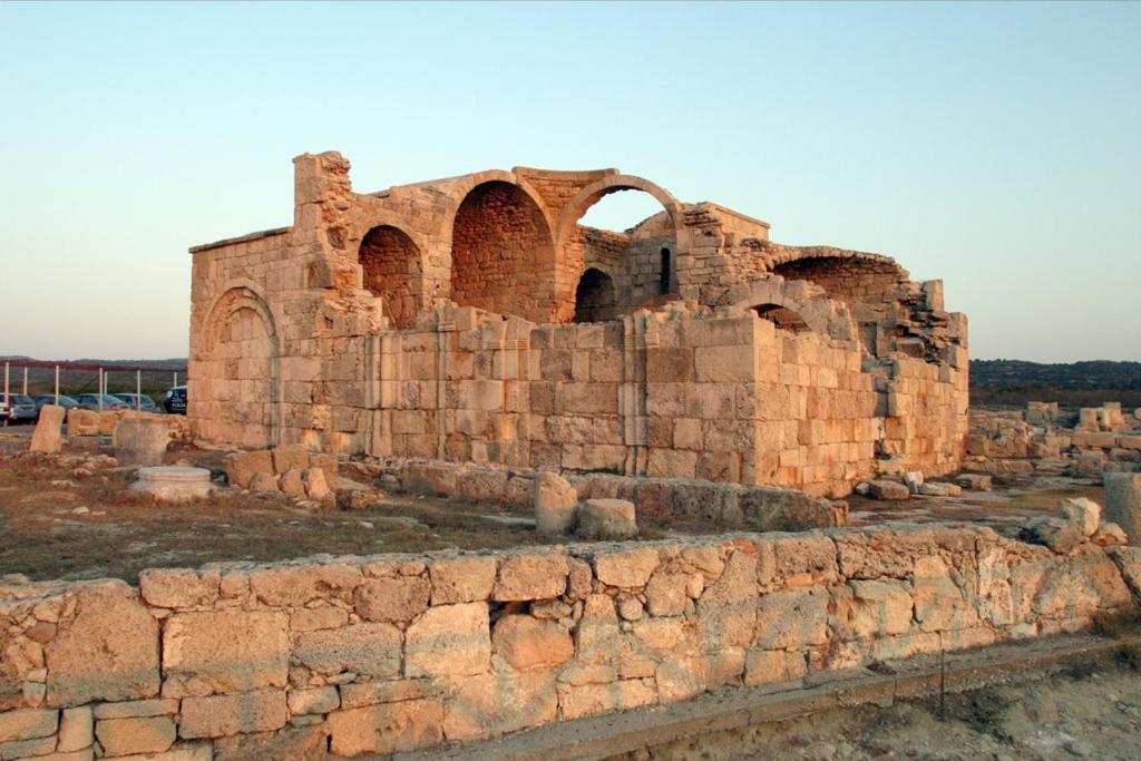 Oasıs At Ayfılon Otel Rizokarpaso Dış mekan fotoğraf